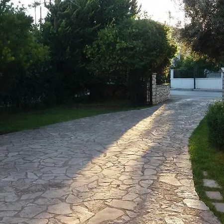 Ligustro Apartment *