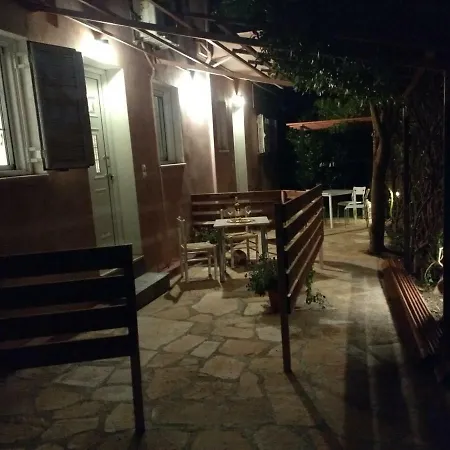 Ligustro Lejlighed *